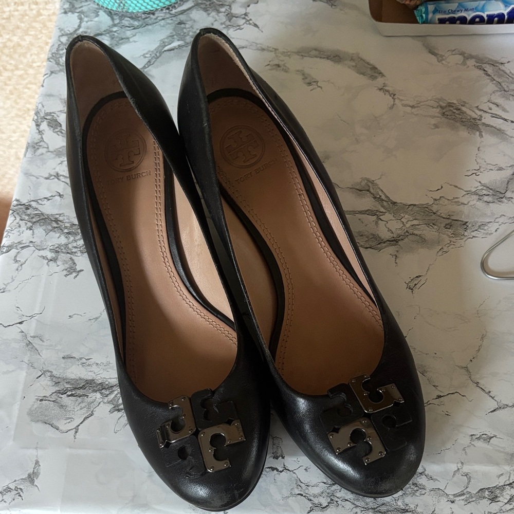 Tory Burch Black Leather wedge with Metal Logo